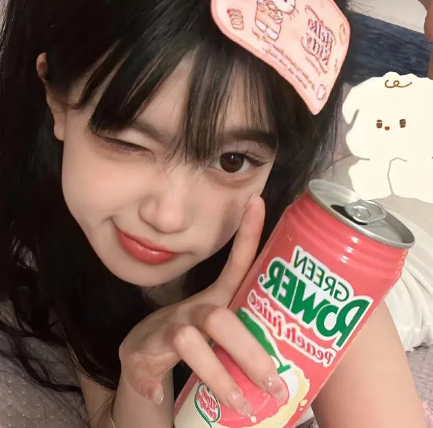 飘动的红丝带